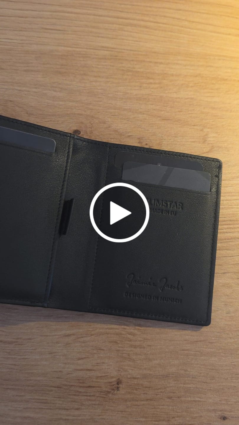 Customer video review of Slimstar - slim wallet with small coin pocket