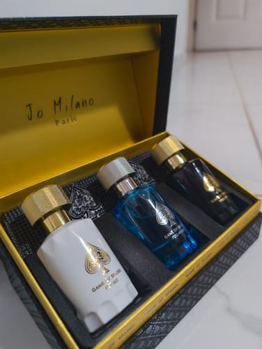 Reseña con foto de un cliente sobre Perfume Unisex GAME OF SPADES WILDCARD PARFUM