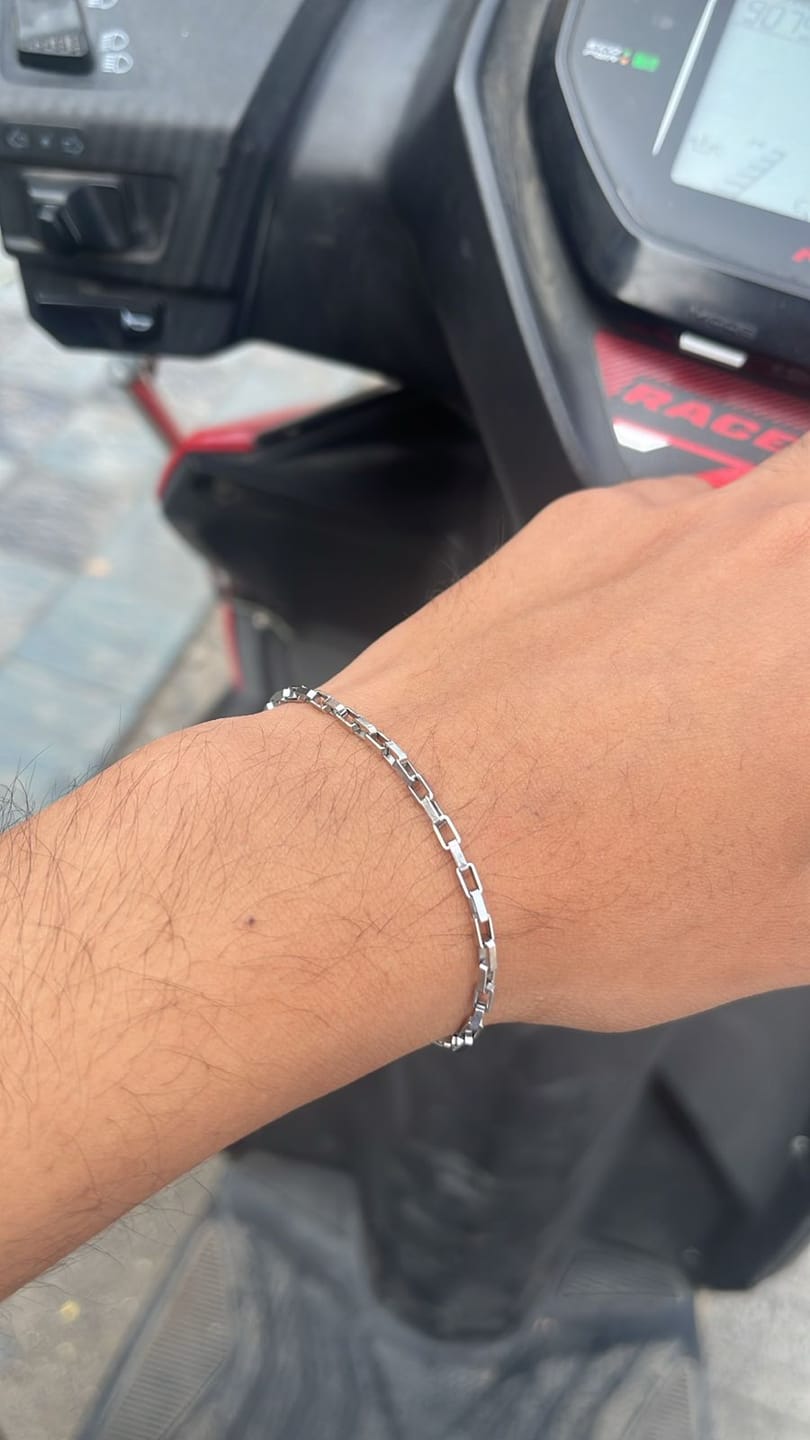 Customer photo review of Micro Link Bracelet (Silver)