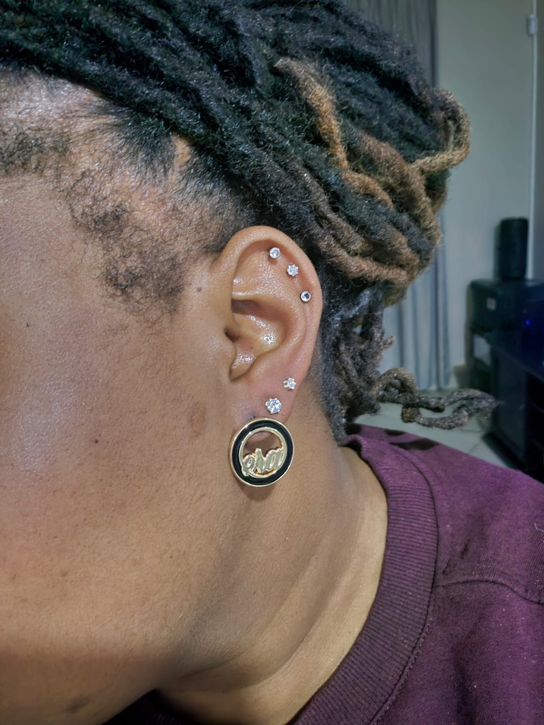Customer photo review of Gold Diva Studs