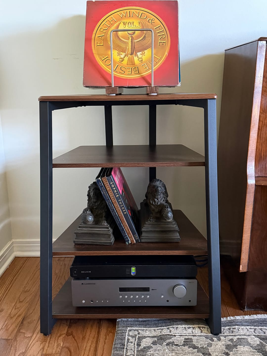 Customer photo review of Eiffel AS07 Record Player Stand