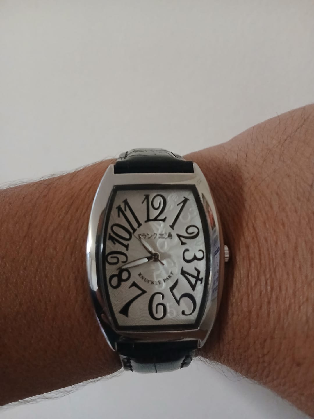 Customer photo review of Reloj Análogo Frank Miura FM00DC-WH Knuckle Part JDM