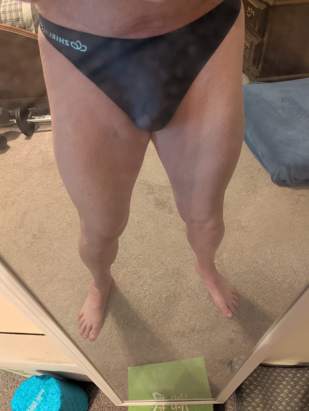 Customer photo review of 4-pack Men's Sexy Solid Color Letter Seamless Thong