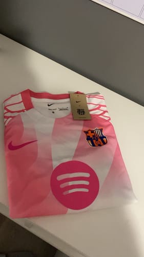 Avis photo d'un client sur FC Barcelone 2025/26 Concept