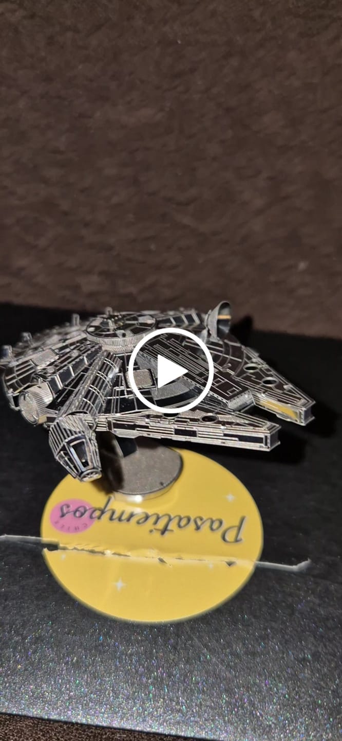 Customer video review of Halcón Milenario - Star Wars (Puzzle 3D)