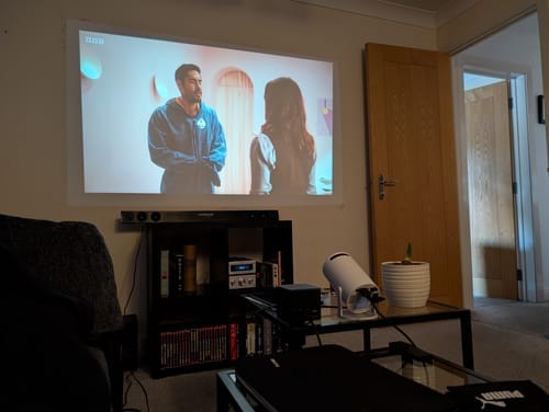 Customer photo review of CineMaster Pro® - 4K Smart Projektor