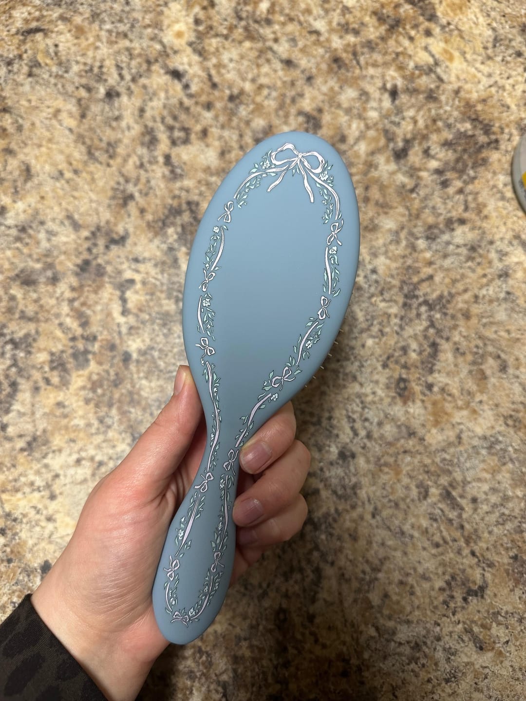 Customer photo review of The Detangling Brush