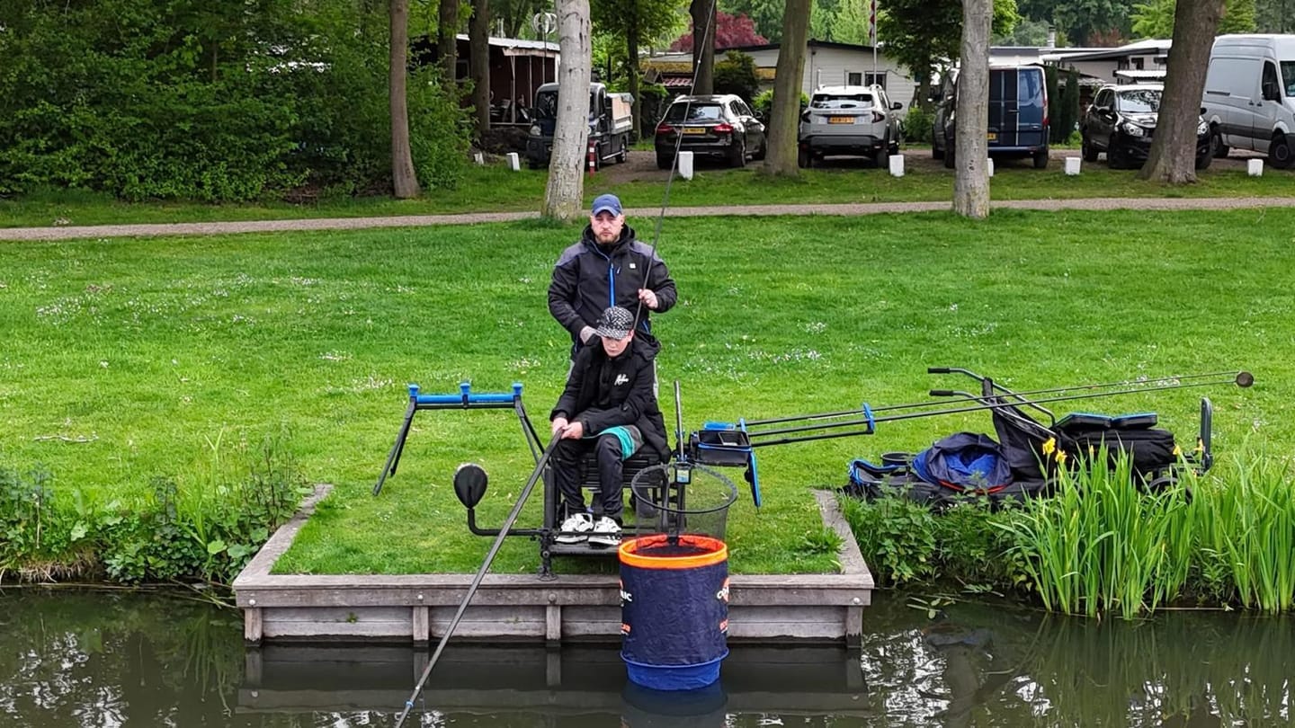 Customer photo review of LANDING NET HOLDERS