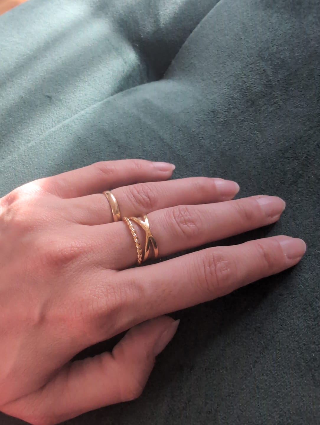 Customer photo review of Anillo Doble Cruzada