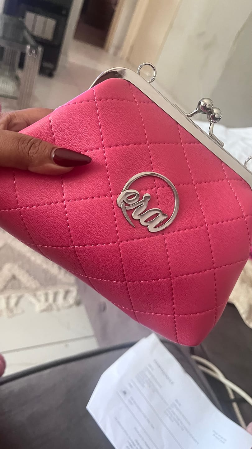 Customer photo review of ERA Mini Kisslock Chain Bag – Pink