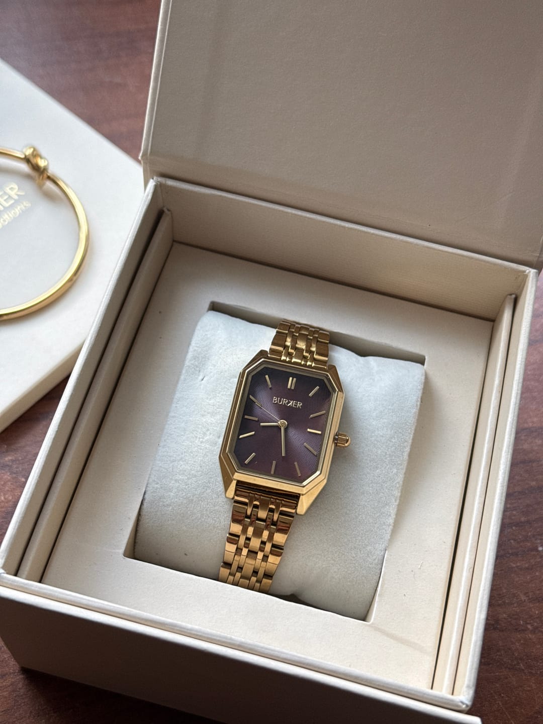 Customer photo review of Isabell Petite Gold Burgundy