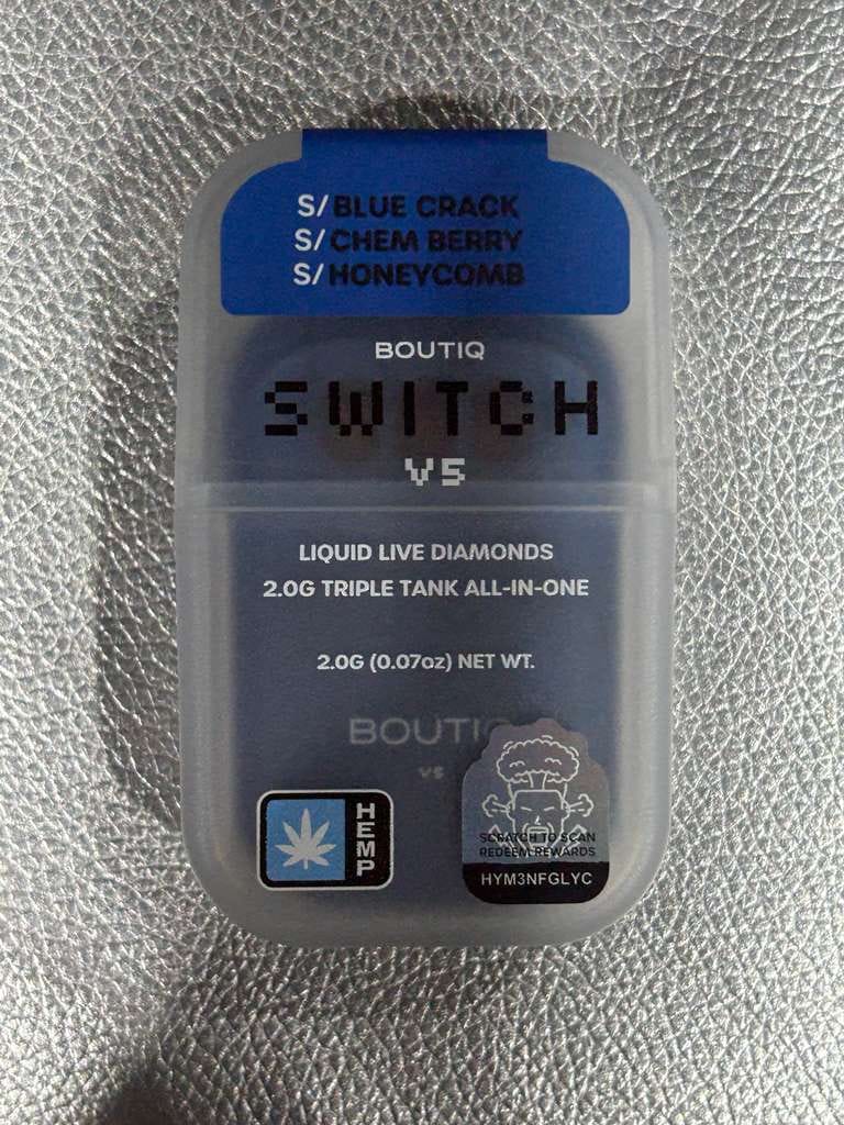 Customer photo review of Boutiq Switch V5  2G DISPOSABLE – Boutiq Switch V5 – Blue Crack X Chem Berry X Honeycomb (Sativa)
