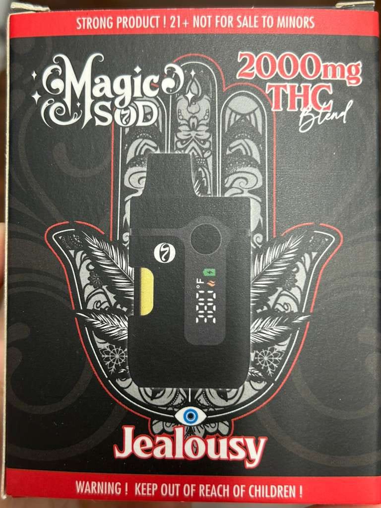 Customer photo review of MAGICSOD Jealousy 2000mg THC Blend Disposable vape - Hybrid