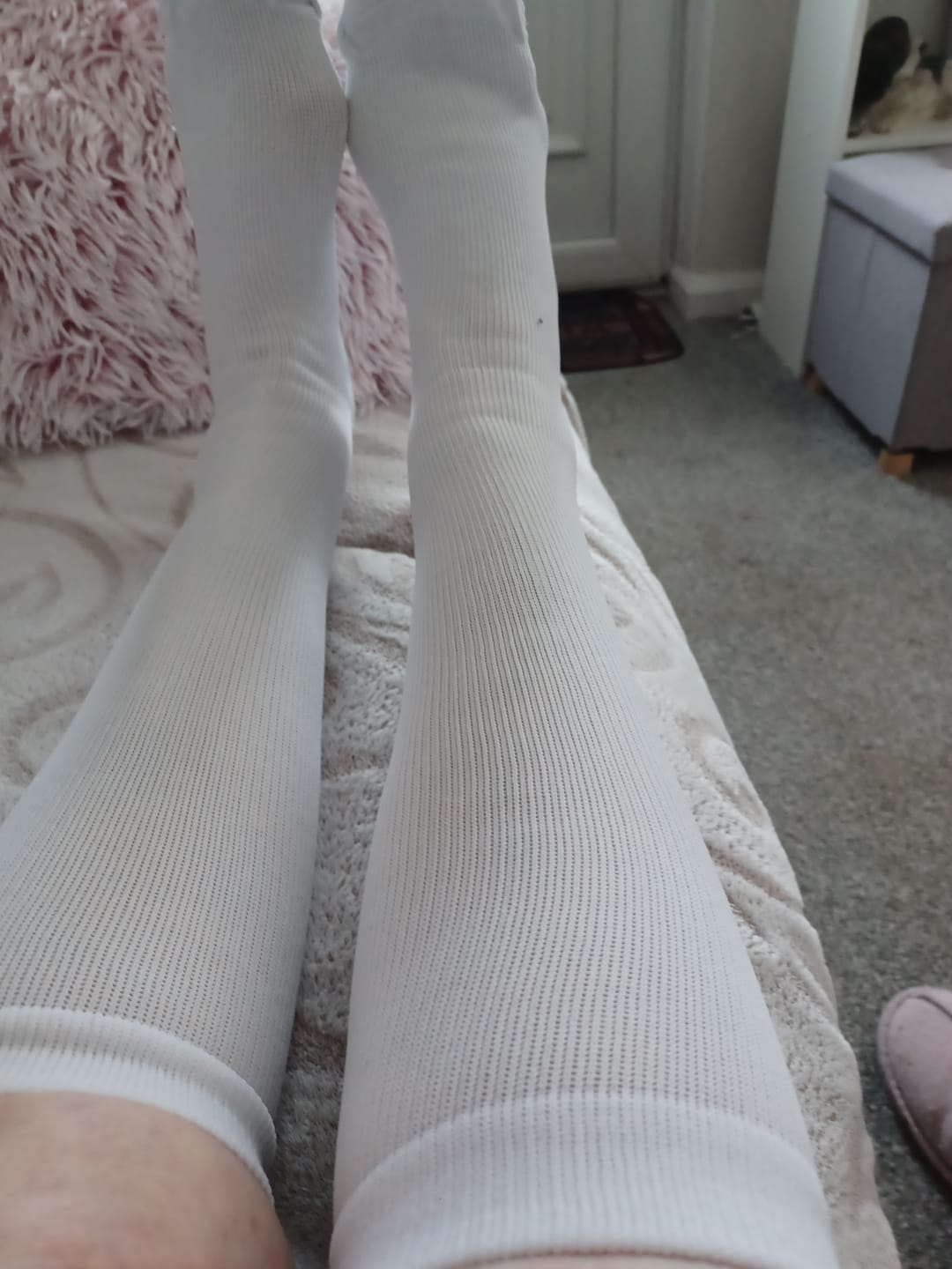 Customer photo review of EverSock™ Wide Compression Socks For Pain Relief