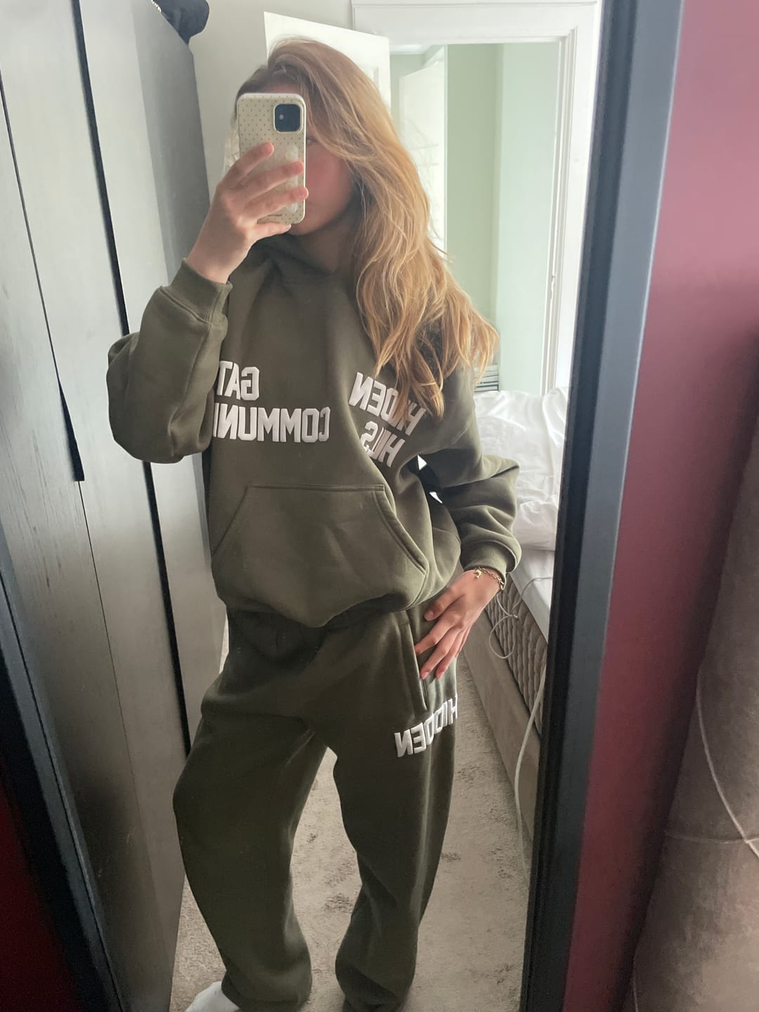 Customer photo review of GATED COMMUNITY HOODIE SAGE