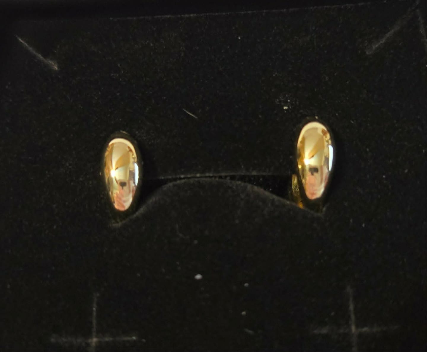 Customer photo review of Emersyn 18k White Gold Plated 14mm Hoop Earrings for Women