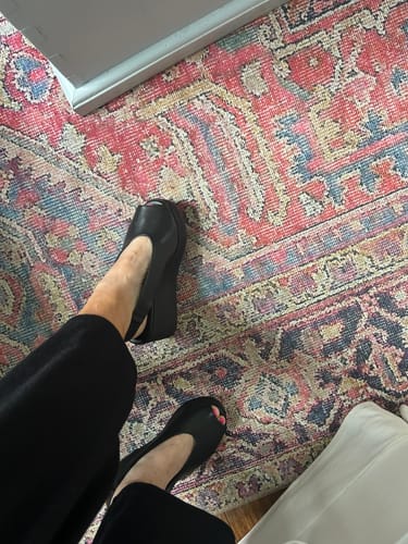 Customer photo review of Ariadne Black