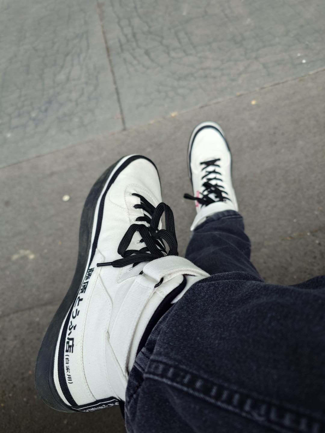 Customer photo review of HTXJPN Fuji3 High Top Sneakers