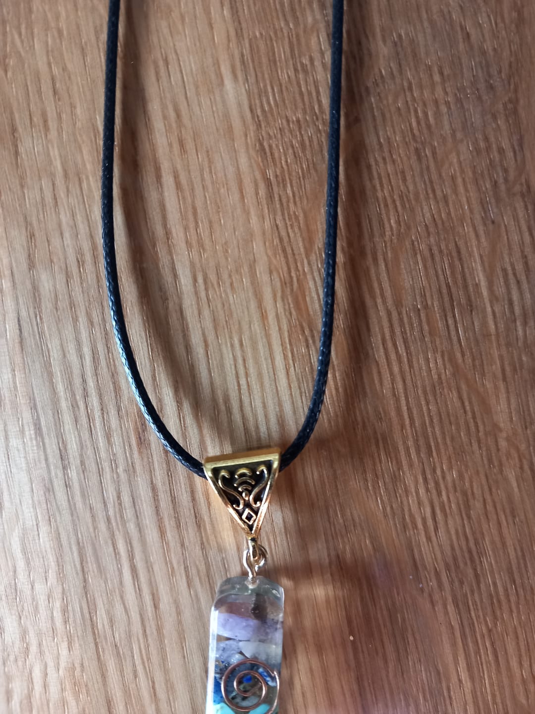 Customer photo review of 7 Chakra Orgonit Halskette