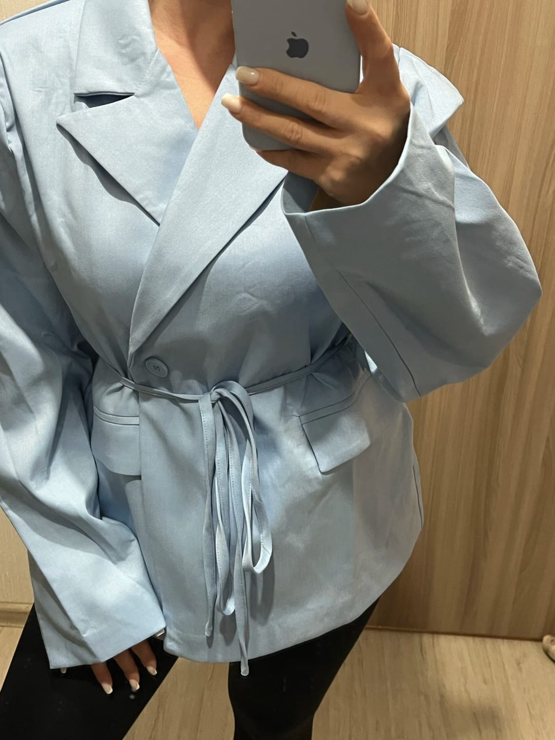 Customer photo review of Leandra Wide Sleeves Belted Blazer