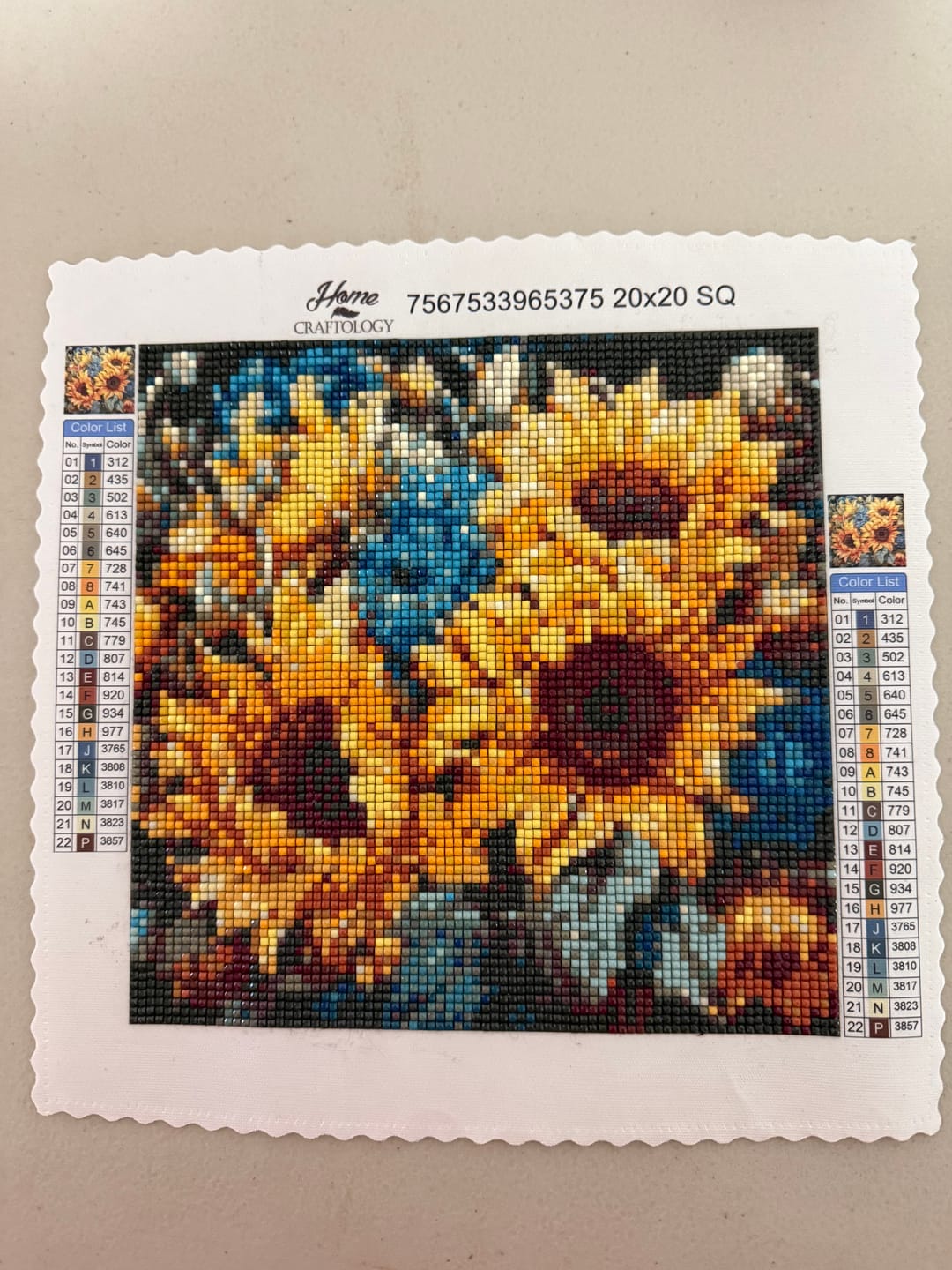 Customer photo review of Sunflower Bouquet - Exclusive Premium Diamond Painting Kit