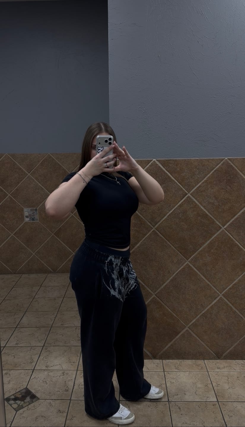 Customer photo review of 2079 - Dark Wave Joggers