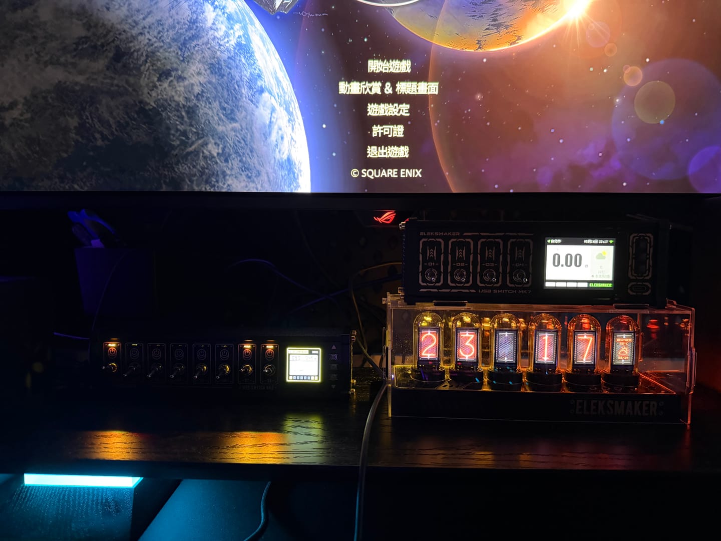 Customer photo review of EleksMaker MK7 — Giant LCD 12-Port USB Hub with Toggle Switches & 72W Fast Charging