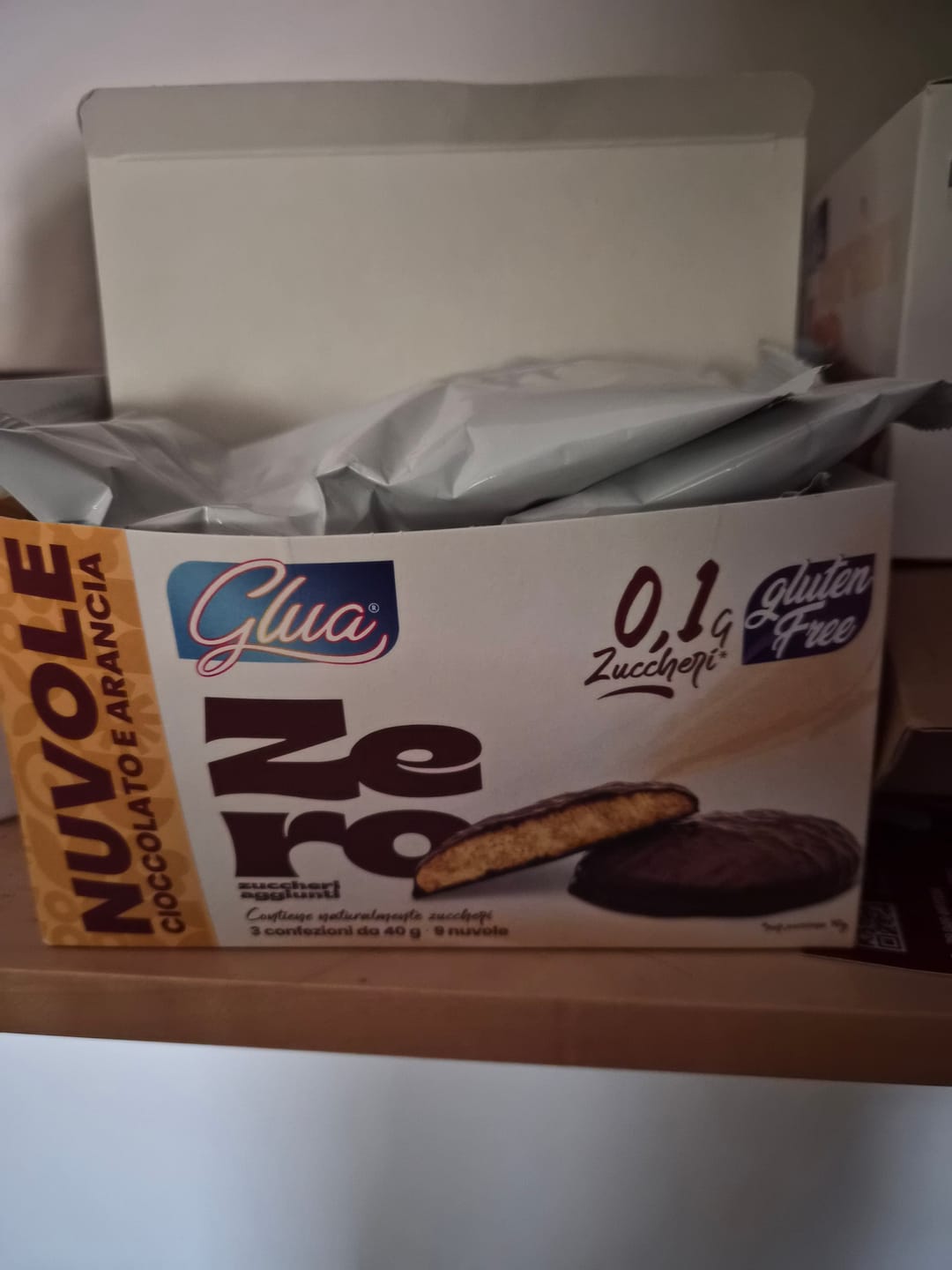 Customer photo review of Biscotti proteici Nuvole ricoperti di cioccolato gusto vaniglia