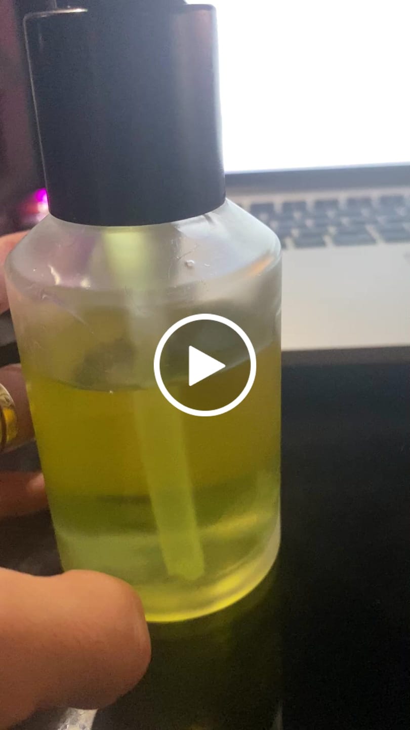 Customer video review of RICH BITCH BODY OIL (the return of the OG 1st formula)