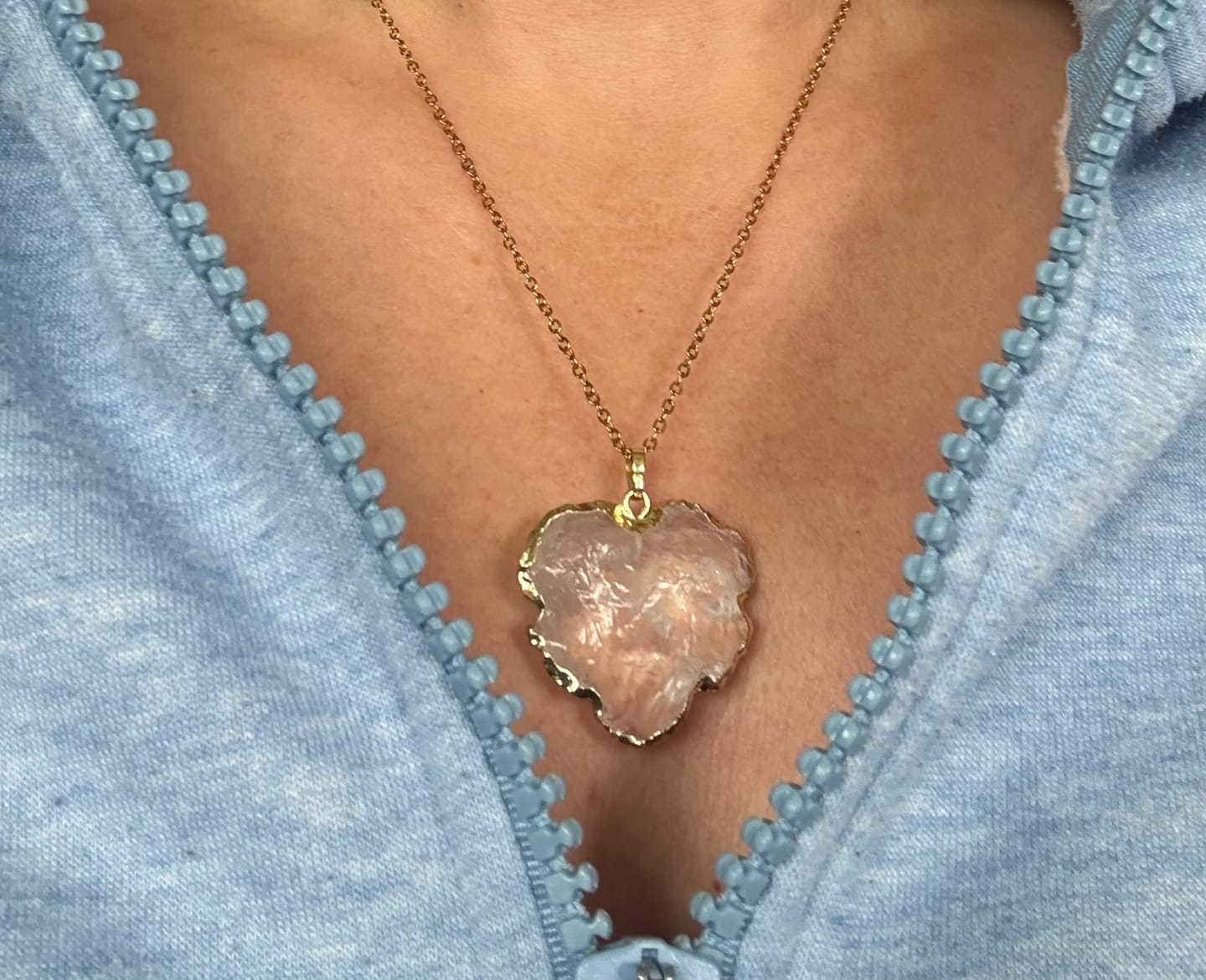Customer photo review of Bergkristall Halskette - Naturmedallion umrandet