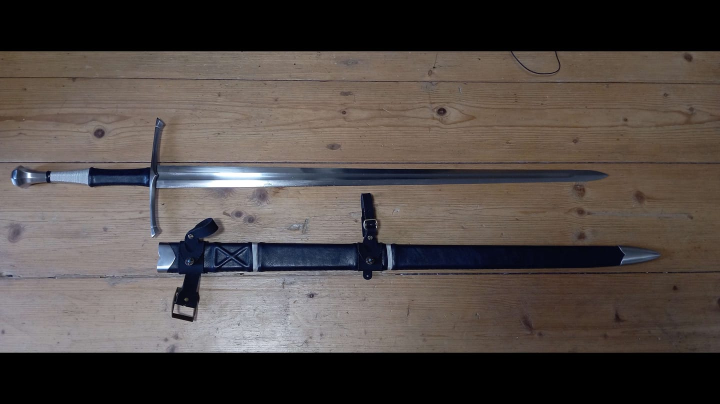 Customer photo review of The Dragonwhisper Longsword
