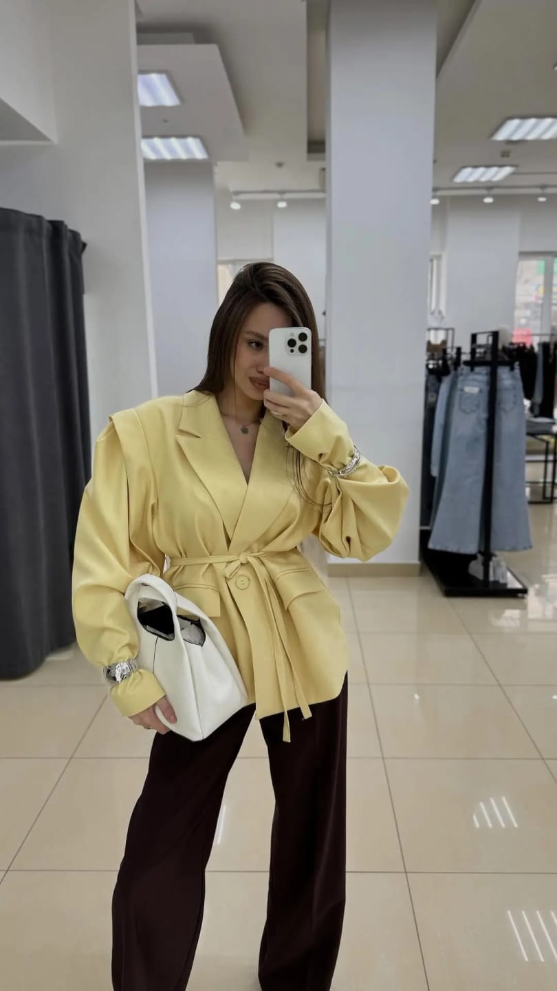 Customer photo review of Leandra Wide Sleeves Belted Blazer