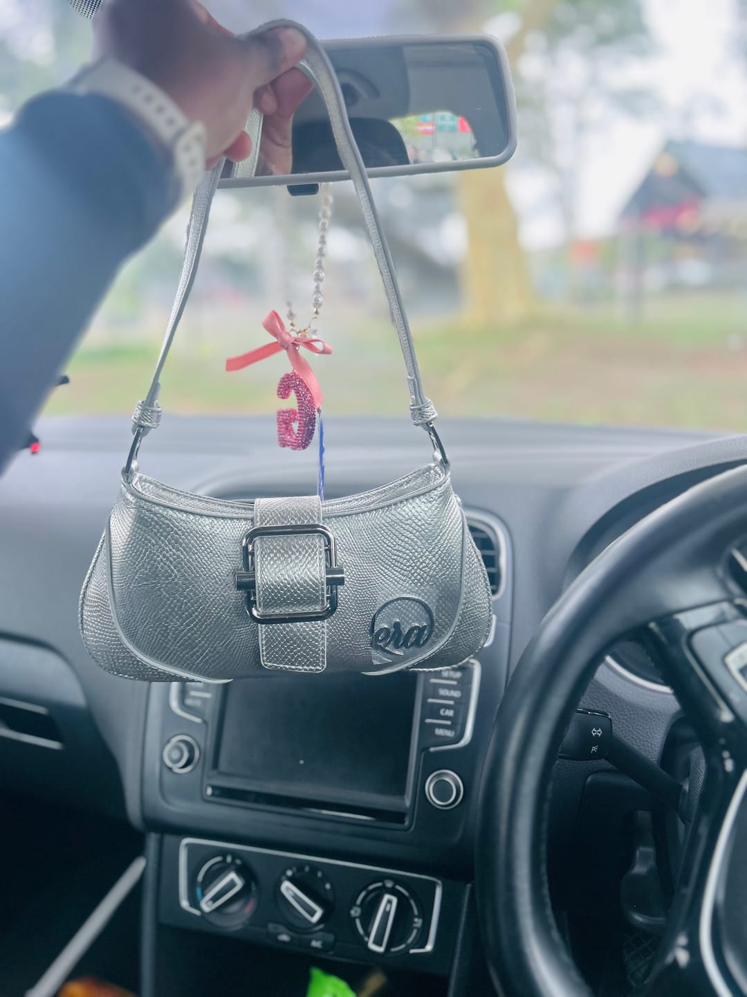 Customer photo review of Silver Lily Shoulder Bag