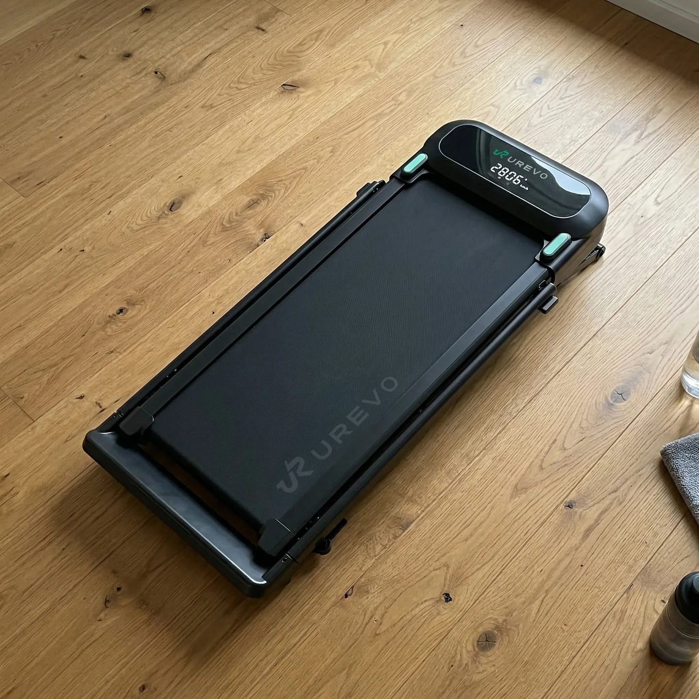 Customer photo review of UREVO FoldiMix 5L Smart Treadmill
