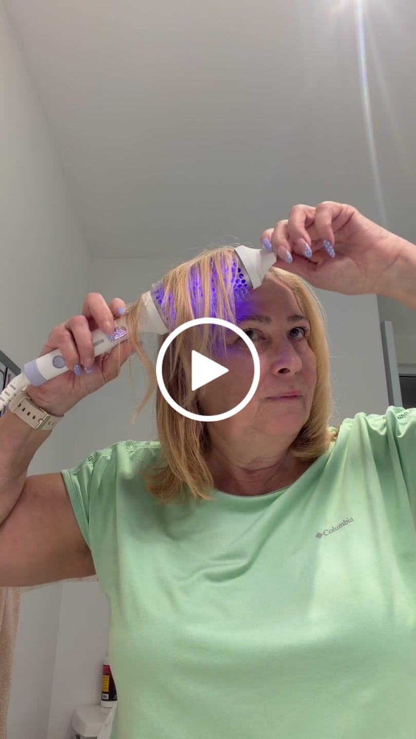 Customer video review of Ultra Violet Thermal Brush
