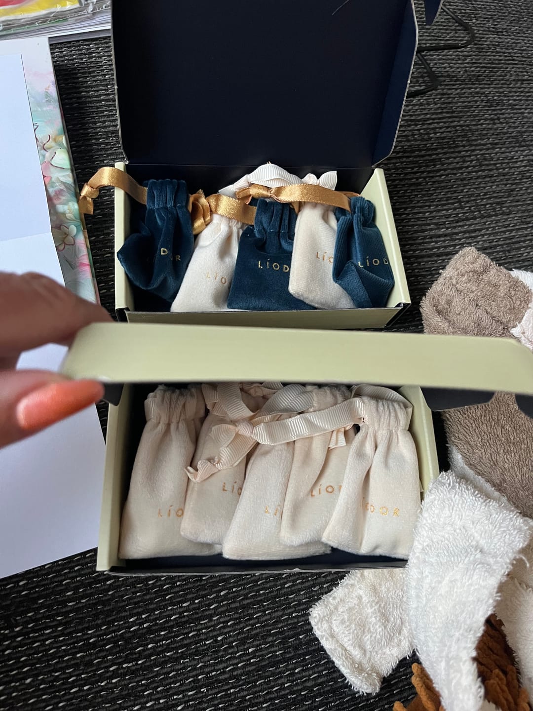 Customer photo review of 5 SAMPLES NAAR KEUZE SET