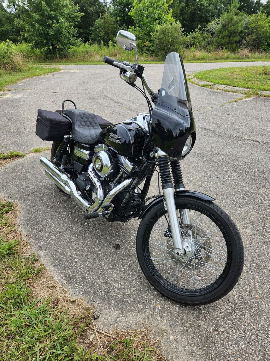 Customer photo review of 18L - Patriot Medium Motorcycle Throw Over Saddlebags for Harley Dyna Wide Glide FXDWG/I