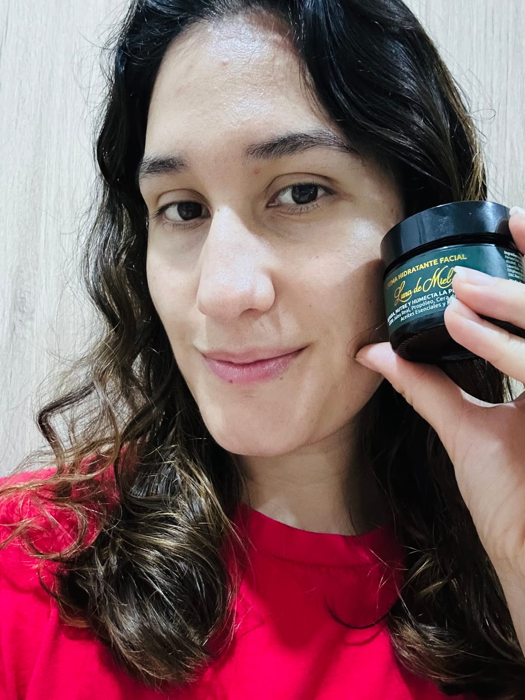 Customer photo review of Crema Facial Luna de Miel