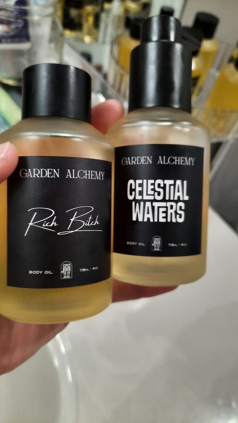 Customer photo review of RICH BITCH BODY OIL (the return of the OG 1st formula)