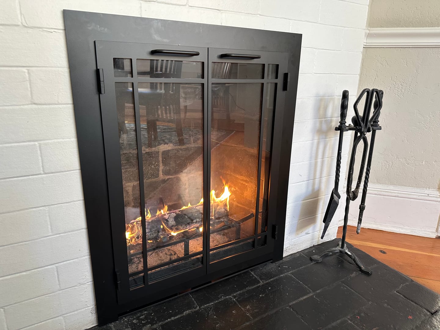 Customer photo review of Carolina Window Pane - Masonry & Prefab Fireplace Glass Doors | Custom