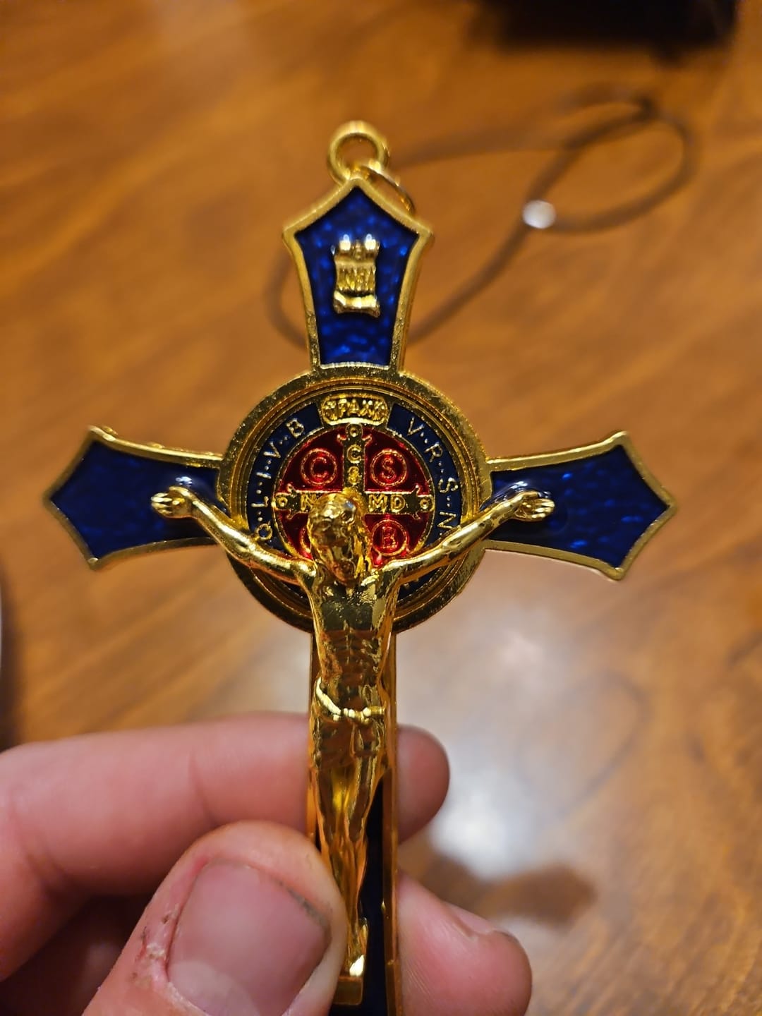 Customer photo review of FREE Today: Classic Style Red/Blue Crafted Crucifix Big Size Pendant Necklace(5 color)