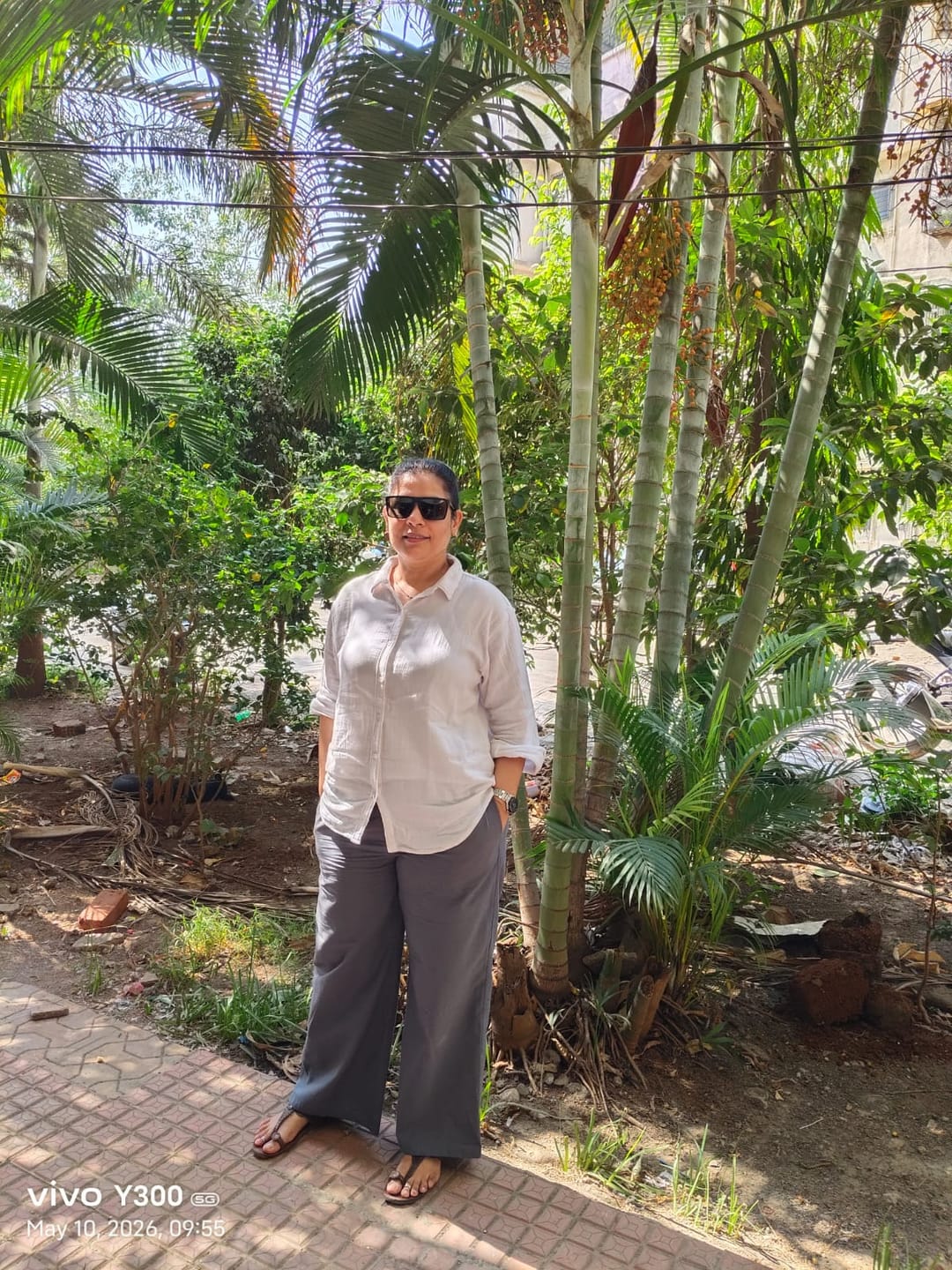 Customer photo review of Women German Grey Airy Linen Wide Leg Pant