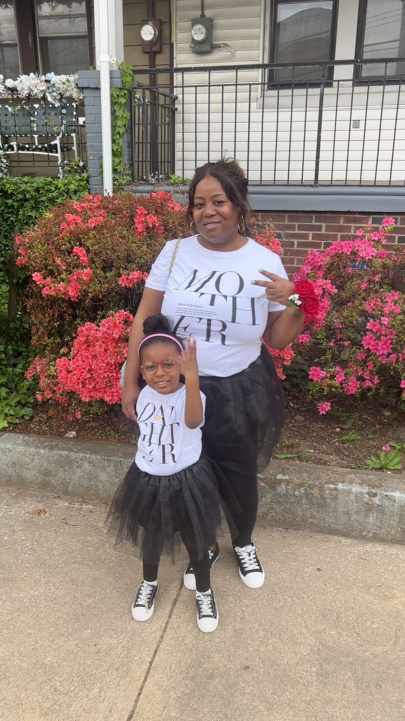 Customer photo review of Mother logo Remix T-shirt