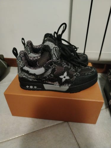 Recensione con foto di un cliente su Sneakers LV Skate Swarovski