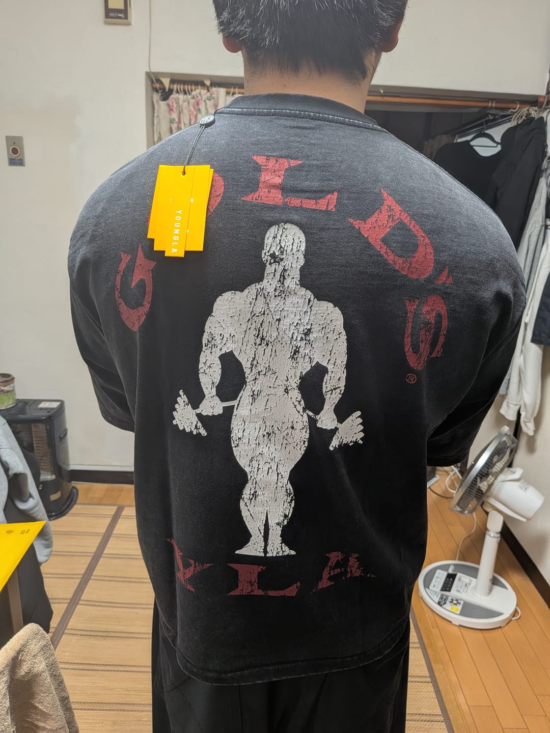 Customer photo review of 4002 - Golds Gym New Age Tees