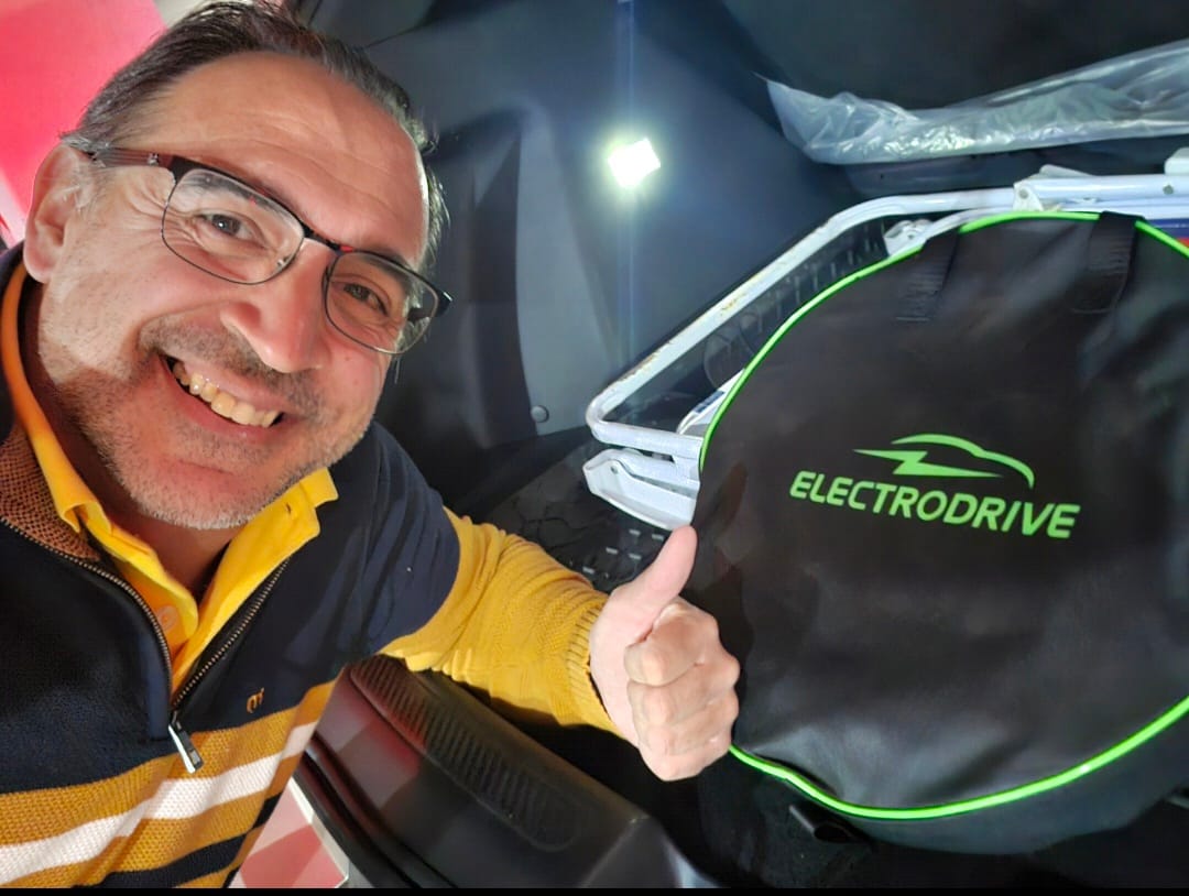 Customer photo review of Cable De Carga Tipo 2 Para Vehículo Auto Eléctrico Trifásico 22 kW