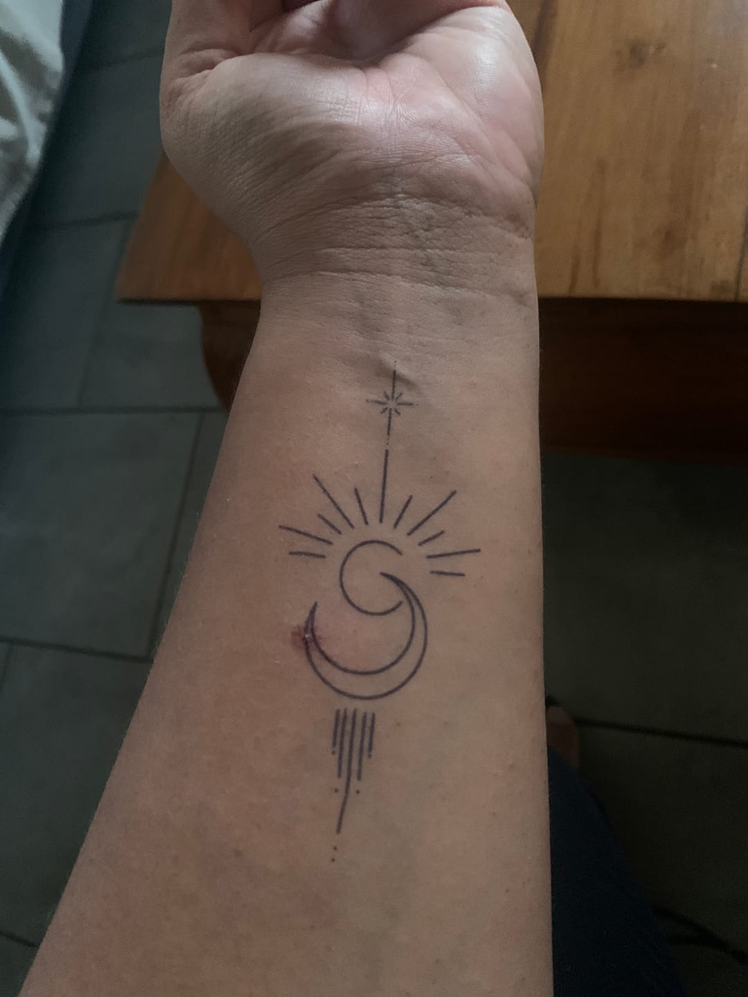 Customer photo review of Aura Lunaire