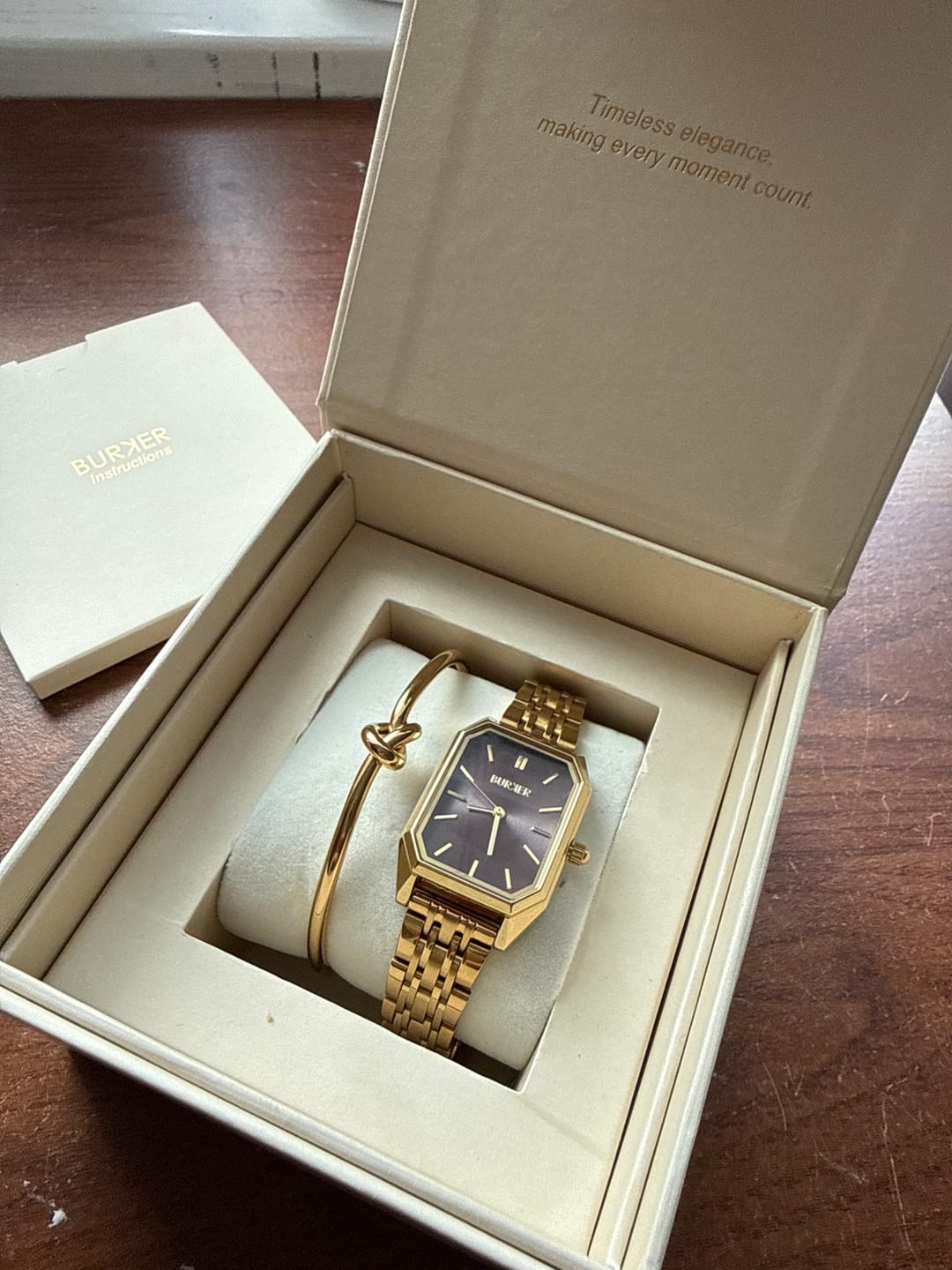 Customer photo review of Eternity Gold Bracelet