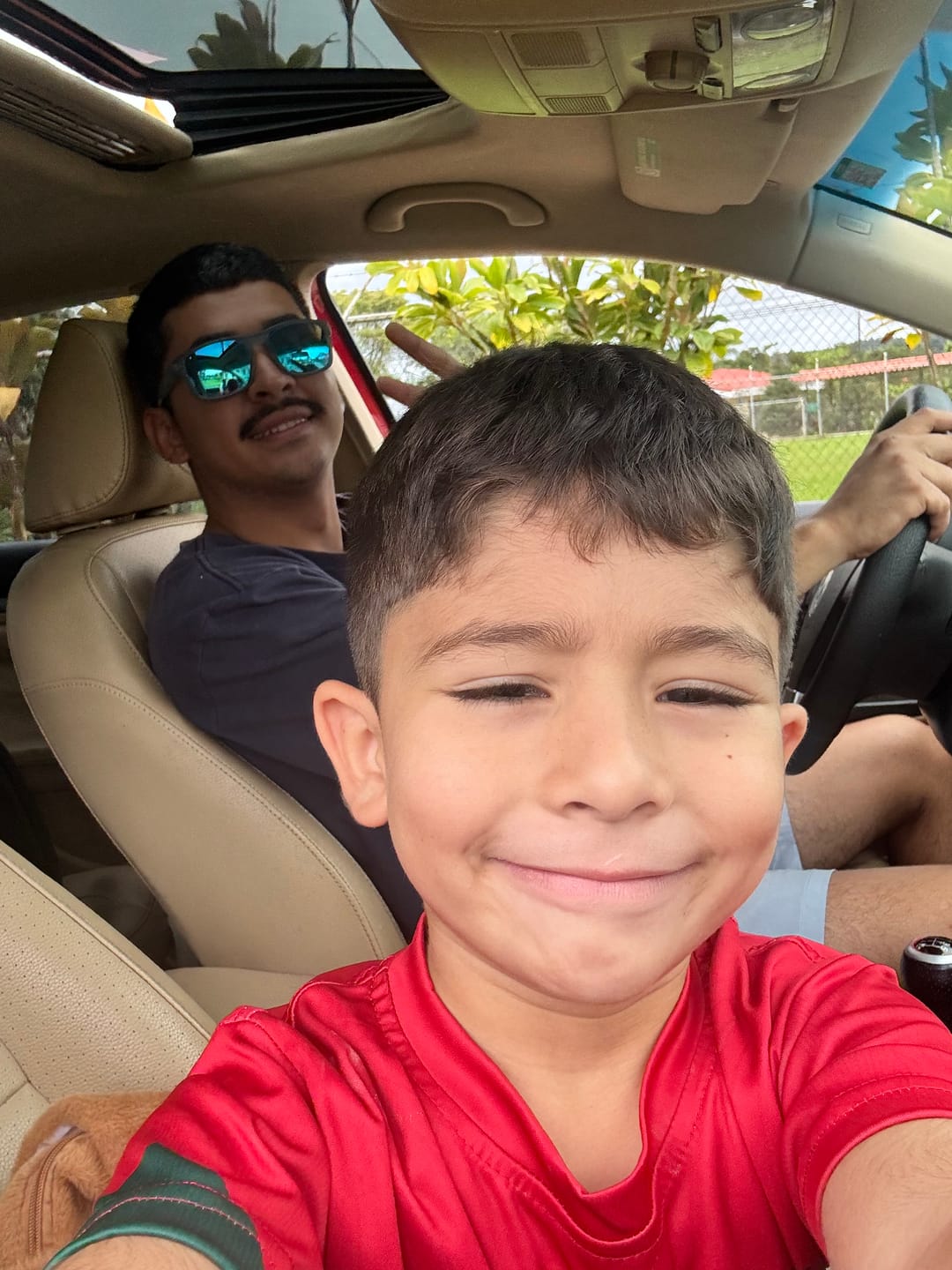Customer photo review of SAFARI