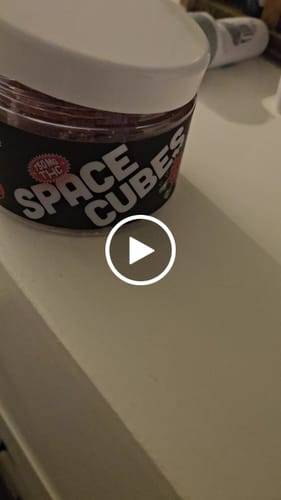 Customer video review of THC Space Cubes 750mg